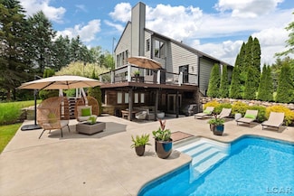 4651 Culley Ln, Jackson, MI 49201