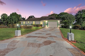 1809 SE Deming Ave, Port Saint Lucie, FL 34952