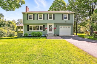 1112 Highland St, Holliston, MA 01746