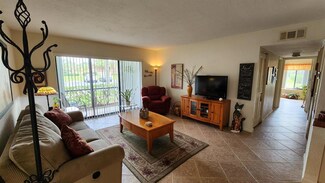 1108 Green Pine Blvd Unit 11, West Palm Beach, FL 33409