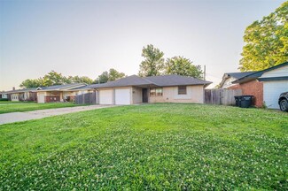 1332 N Southminster St, Moore, OK 73160