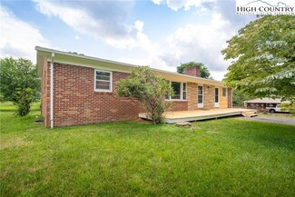 117 Kaola Dr, Jefferson, NC 28640