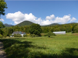 136 Ferncroft Rd, Wonalancet, NH 03897