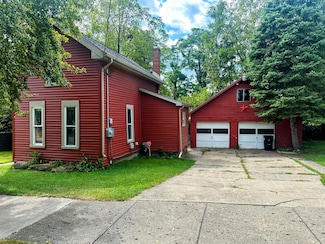 308 N State St, Jackson, MI 49201