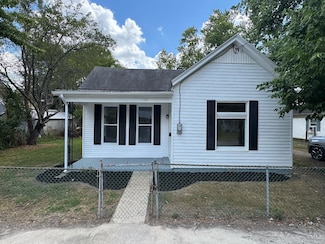 107 Central Ave, Blanchester, OH 45107