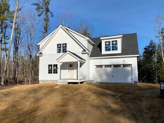 4 Dorval Dr, Gorham, ME 04038