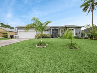 1081 SW Jacqueline Ave, Port Saint Lucie, FL 34953