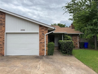 2320 Twisted Oak Dr, Norman, OK 73071