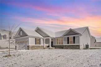 7286 Timber Wolf Dr, Franklin, OH 45005