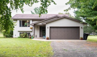 6211 374th St, North Branch, MN 55056
