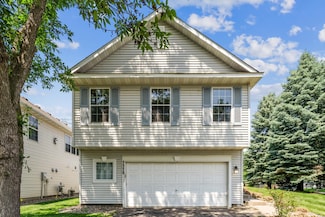 7379 Devin Ln, Shakopee, MN 55379