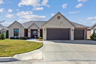 1651 N Red Oaks St, Wichita, KS 67206