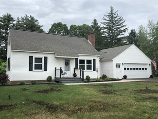 13 Bluebird Rd, South Glens Falls, NY 12803