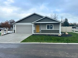 1127 S Rees Ln Unit & adjacent Accessory, Spokane Valley, WA 99037