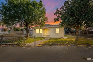 4705 Morro Dr, Bakersfield, CA 93307
