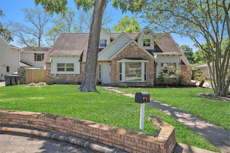4130 Clovernook Ln, Seabrook, TX 77586