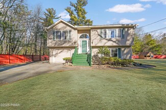 631 Silver Lake Rd, Dingmans Ferry, PA 18328