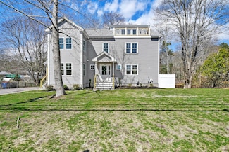 37 Onset Ave, Buzzards Bay, MA 02532