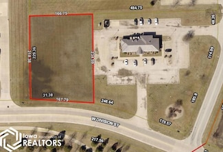 112 W Division St, West Burlington, IA 52655