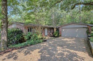 3218 Summit Ct, Little Rock, AR 72227