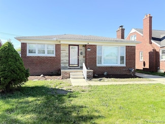 15654 Juliana Ave, Eastpointe, MI 48021