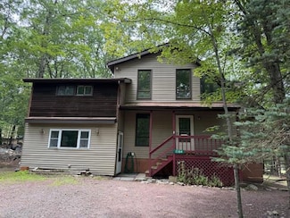 2304 Burntwood Dr, East Stroudsburg, PA 18301