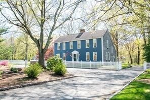 41 Trimtown Rd, North Scituate, RI 02857