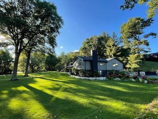 1300 Dannie Dr, Logan, OH 43138
