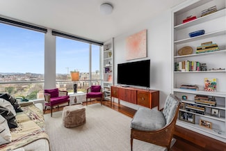 900 20th Ave S Unit 1404, Nashville, TN 37212