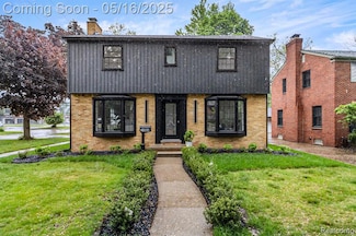 21984 Wildwood St, Dearborn, MI 48128