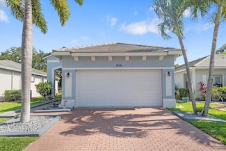 846 SW Rocky Bayou Terrace, Port Saint Lucie, FL 34986