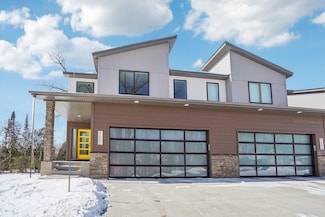 4091 Isaac Ct, Vadnais Heights, MN 55127