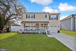 6 Pennsylvania Ave, Stratford, NJ 08084