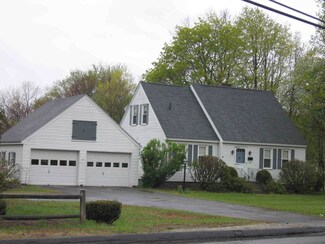 148 Holyoke St, Easthampton, MA 01027
