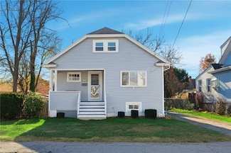 196 Harrison Ave, Warwick, RI 02888