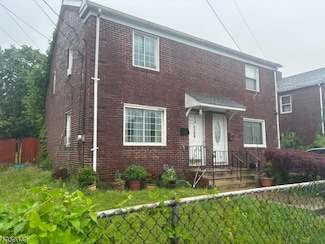 166 Fulton St, New Brunswick, NJ 08901