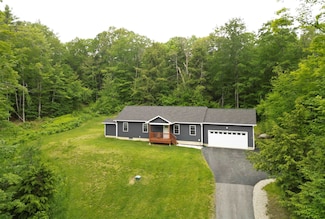 123 Parade Rd, Barnstead, NH 03218