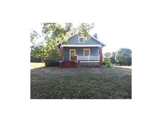 2602 Walnut St, Higginsville, MO 64037