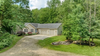8395 Dalton Rd, Onsted, MI 49265