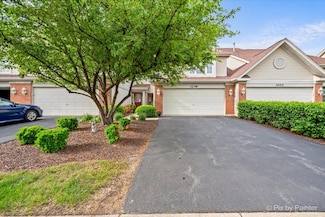 3208 Raphael Ct, Saint Charles, IL 60175