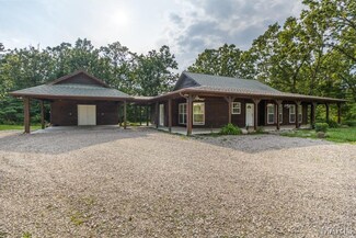 19395 Ripley Dr, Lebanon, MO 65536