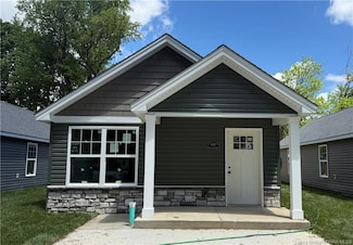 418 Myrtle St, Jeffersonville, IN 47130