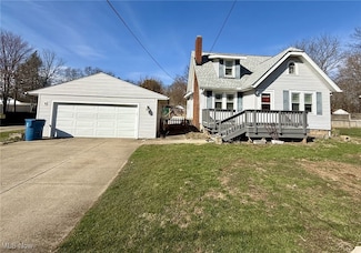 3349 Helmsdale Dr, Akron, OH 44312