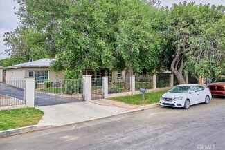 10836 Columbus Ave, Mission Hills, CA 91345
