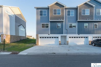 3052 Bluestem Trail, Mankato, MN 56001