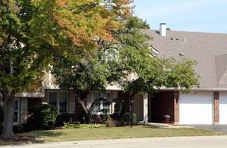 240 Southwick Ct Unit 52, Vernon Hills, IL 60061