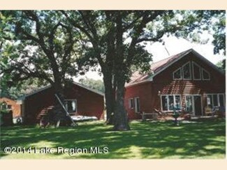 27277 27277 Oak Point Rd, Elbow Lake, MN 56531