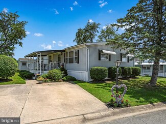 728 Pine Blvd, New Providence, PA 17560