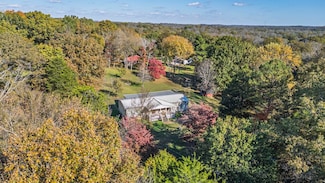 2541 Rock Springs Cemetery Rd, Columbia, TN 38401