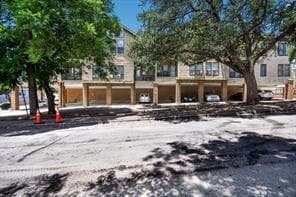 1910 Robbins Place Unit 301, Austin, TX 78705